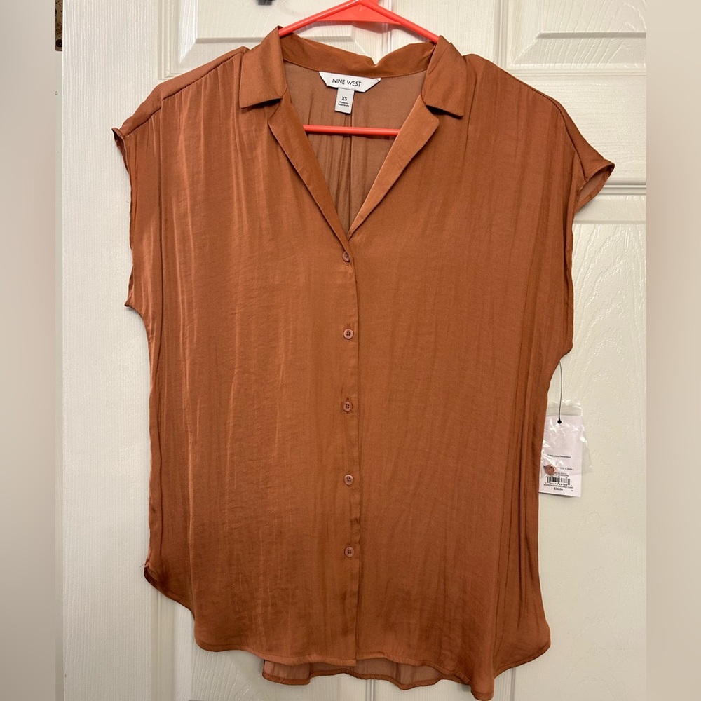 NWT nine west blouse